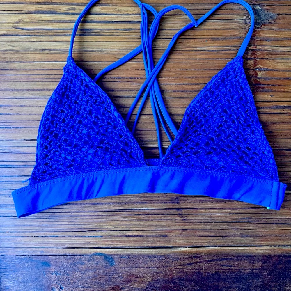 Acacia Swimwear Crochet Royal Blue Awapuhi Top M